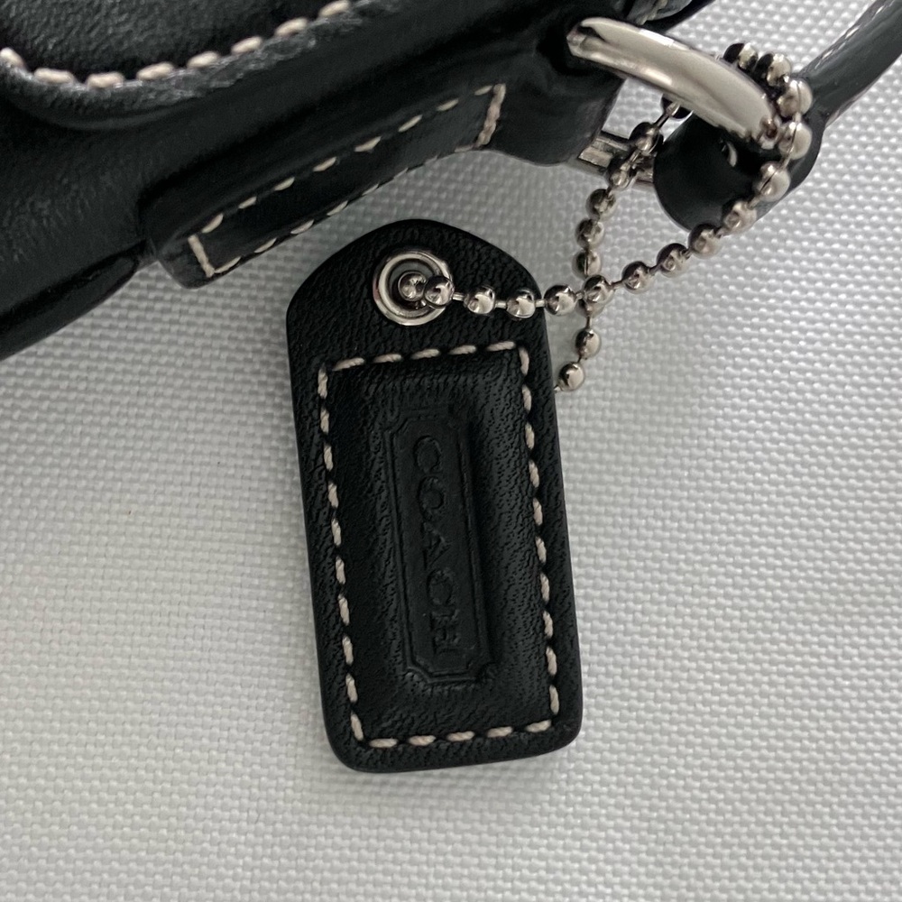 VTG Rare Coach SoHo Black Leather Buckle Pouch Wristlet Bag One Owner Like New - Picture 3 of 3